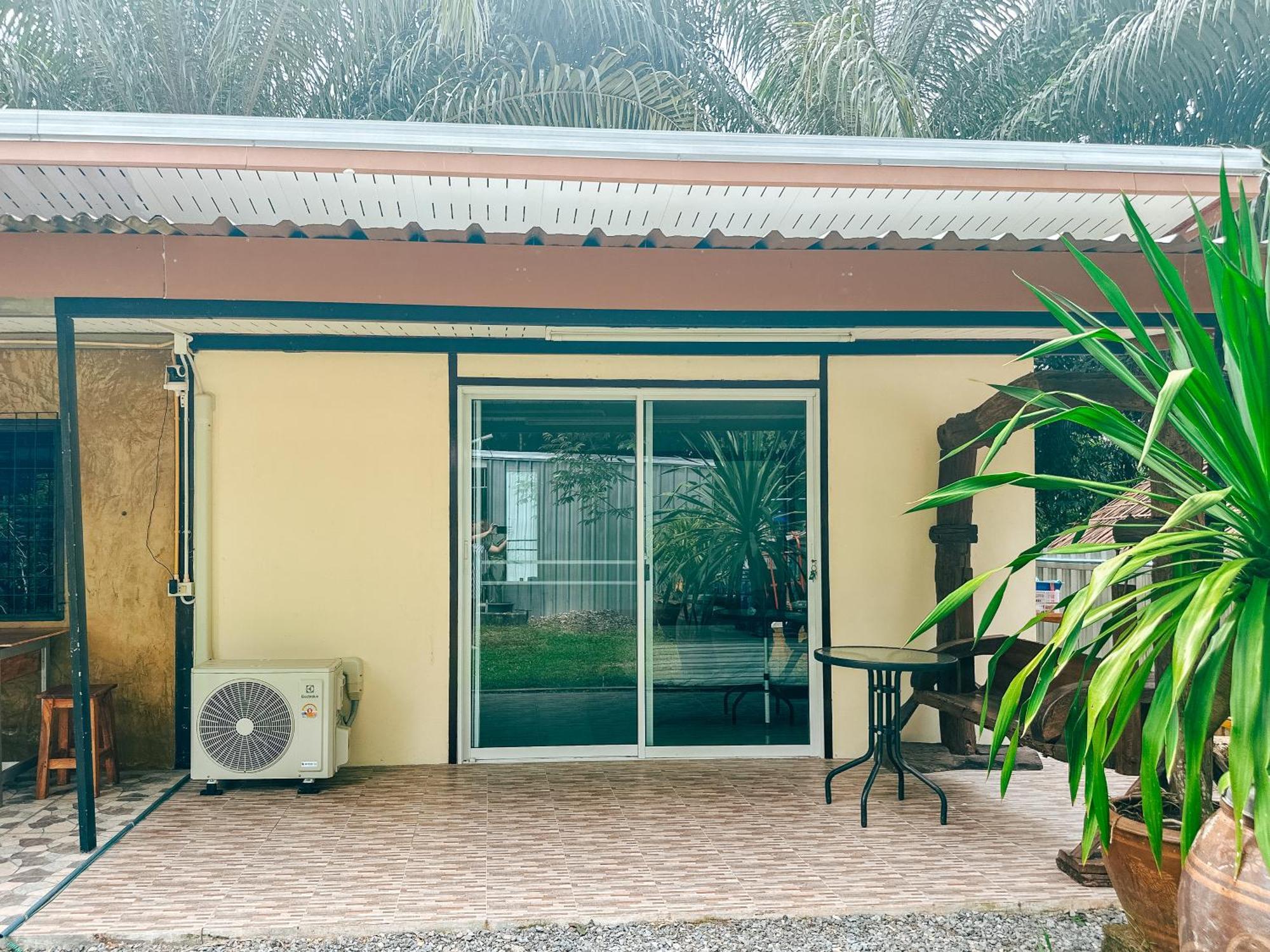 Baan Panmala Guesthouse - Ao Luek, Krabi town Exterior foto