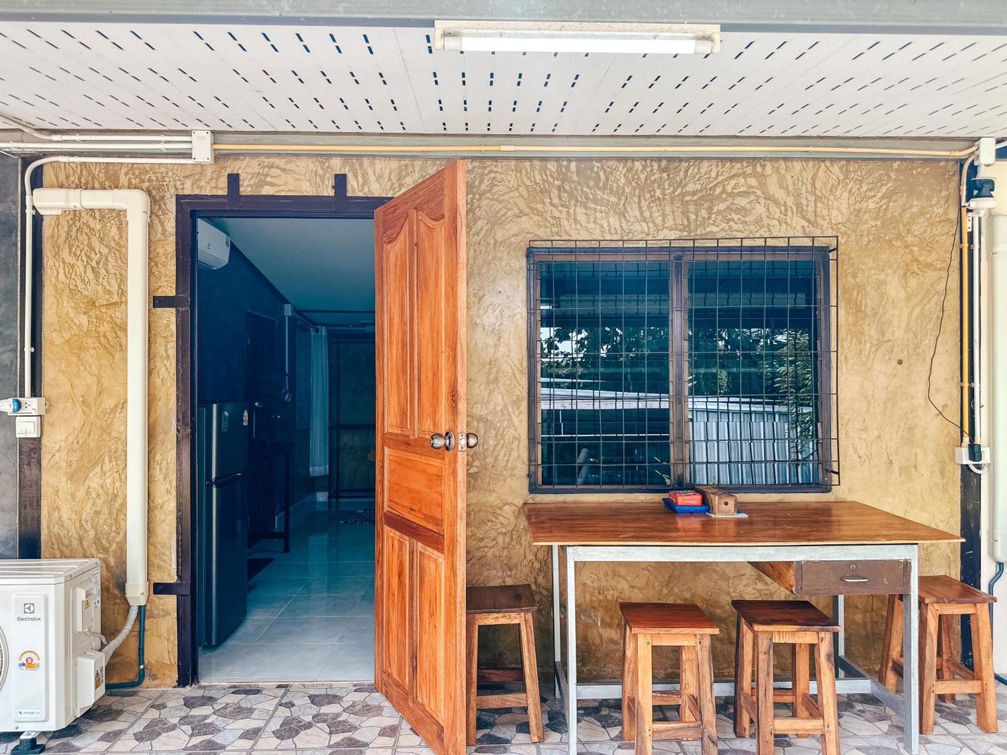 Baan Panmala Guesthouse - Ao Luek, Krabi town Exterior foto